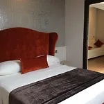 Ariston & Hotell