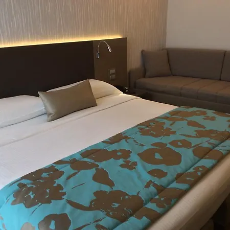 Ariston&apartments 3*