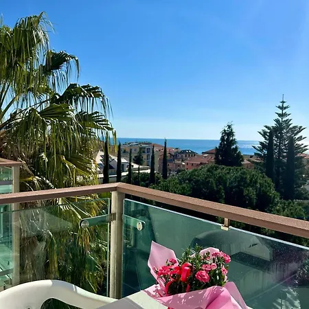 فندق Ariston & فاراتسي