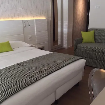Ariston & Hotel Varazze