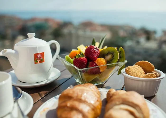 Ariston & Hotel 3*
