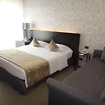 Hotel Ariston & 3*