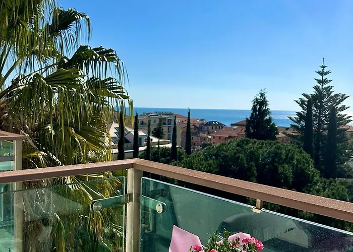 Hotel Ariston & Varazze
