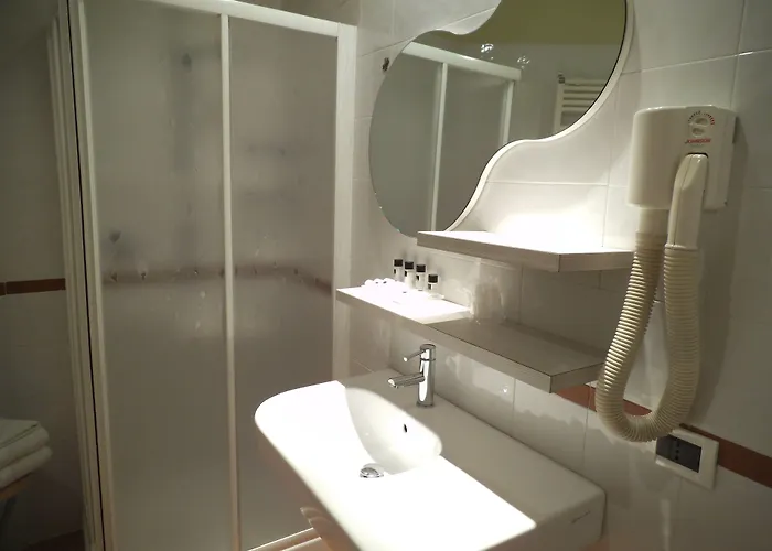 Ariston & Hotel 3*